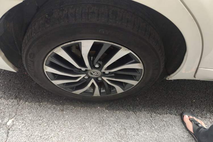 Used Toyota Corolla 2016 Dual-Engine 1.8L E-CVT Elite Edition Right Rear Wheel Hub