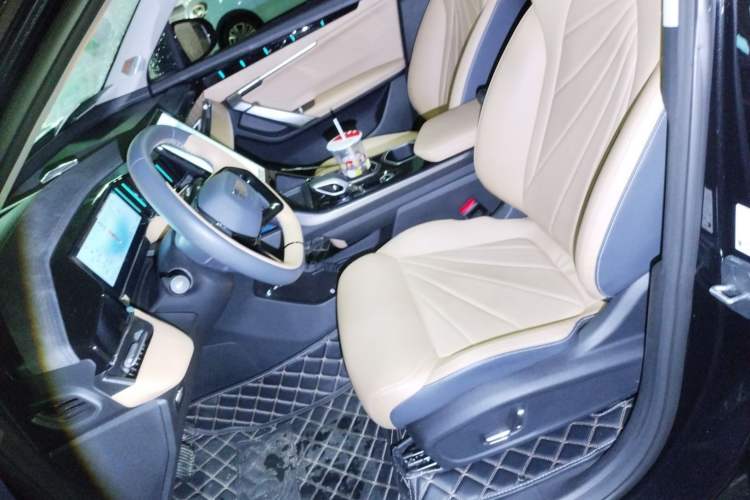 Used Geely Auto FX11 2023 1.5TD DCT Prestige Edition