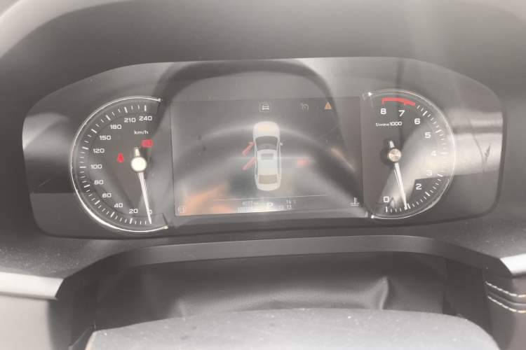 Used Roewe i6 2018 20T Automatic Internet ZhiZun Edition
