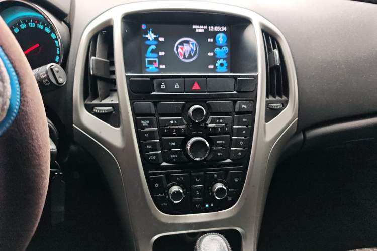 Used Buick GT 2014 XT 1.6L Automatic Fashion Edition
