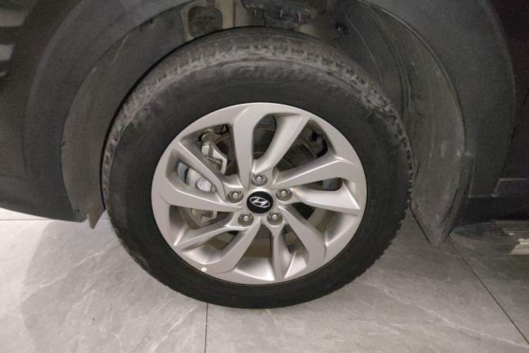 Used Hyundai Tucson 2015 1.6T Dual-Clutch Two-Wheel-Drive Smart Model