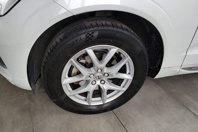 Used Volvo XC60 2021 T5 4x4 Smart Luxury Edition