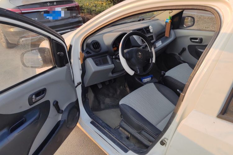 Used Suzuki Alto 2013 1.0L Manual Utility Model Driver Seat