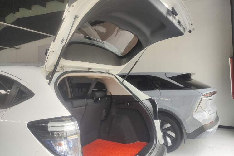 Used Everus VE-1 2021 Travel Edition