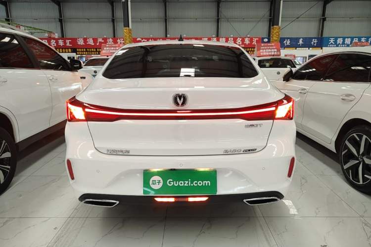 Used CHANGAN Eado 2023 Changan Edition PLUS Blue Whale NE 1.4T GDI DCT Prestige Version