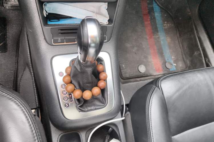 Used Volkswagen Tiguan 2012 1.8TSI Automatic Two-Wheel Drive Trend Edition Gear Lever