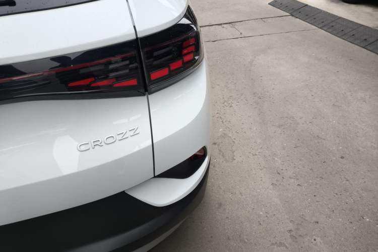 Used Volkswagen ID.4 CROZZ 2022 Standard Range PURE Edition Right Rear Taillight