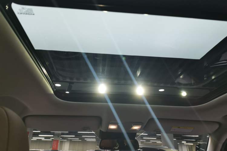 Used CHANGAN CS95 2017 2.0T Two-Wheel Drive Zhitu Edition Headliner