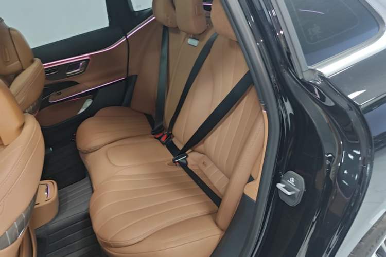Used Mercedes-Benz E-Class 2025 Facelift E 300 L Fashion Edition
