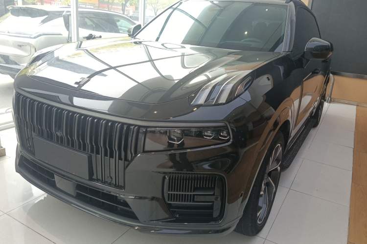 Used Lynk & Co 09 2021 2.0T Halo Six-Seater