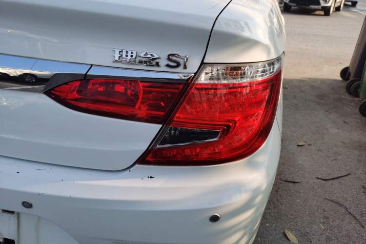 Used Everus S1 2014 1.3L Manual Comfort Edition
