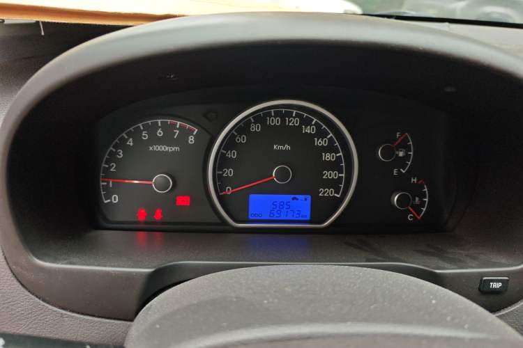 Used Hyundai Celesta 2011 1.6L Manual Luxury Model Instrument Cluster