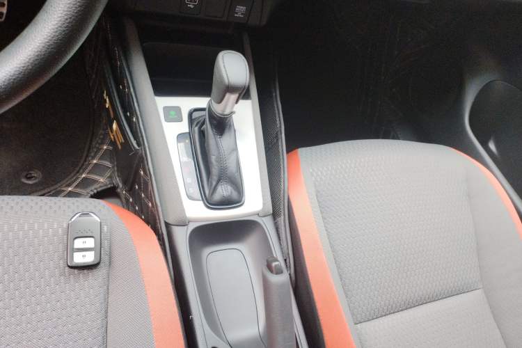 Used Honda LIFE 2021 1.5L CVT SPORT Heartbeat Edition Gear Lever