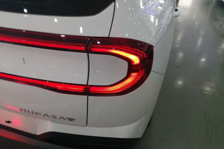 Used Hyundai ix35 2023 Musso 2.0L Deluxe Edition DLX