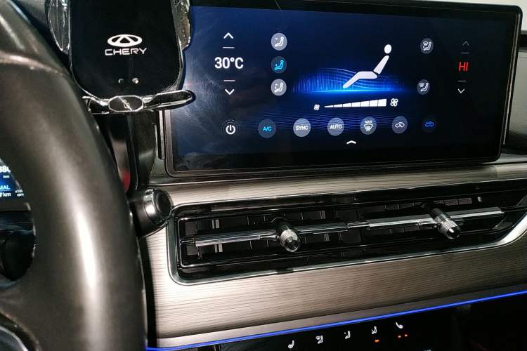 Used Chery Tiggo 8 2021 Kunpeng Edition 290TGDI Automatic Zhubfeng Version Audio And AC Panel