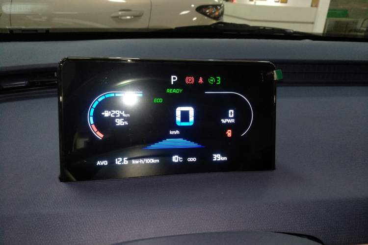 Used Chery Domi 2025 Model 305km Comfort Edition
