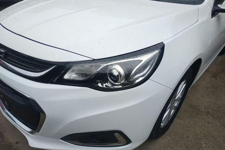 Used Chevrolet Malibu 2017 1.5T Automatic Comfort Edition Left Front Headlight