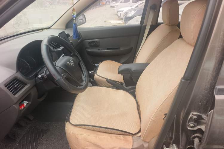 Used Wuling Hongguang 2014 1.5L S Standard Version Left Front Seat