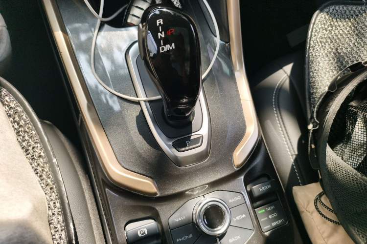 Used Haval H6 2019 1.5 GDIT Automatic Luxury Smart Connect Version China VI Standard
