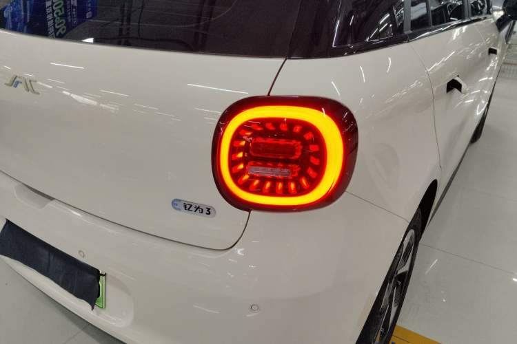 Used JAC Yiwei 3 2023 405km Pro