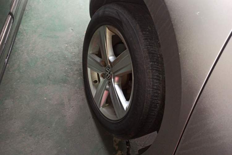 Used Volkswagen Golf 2014 1.4TSI Automatic Luxury Model
