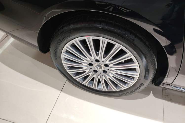 Used Mercedes-Benz E-Class 2023 E 300 L Luxury Model
