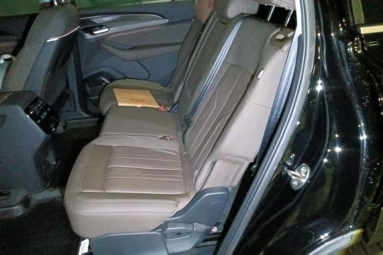 Used Audi Q6 2024 45 TFSI quattro Qiyun Edition Yulin Package 7 Seats Left Rear Seat