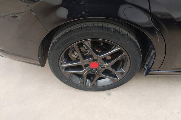 Used Dongfeng Aeolus Yixuan 2021 230T Automatic Zuiying Knight Edition Right Rear Wheel Hub