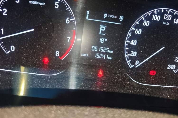 Used Honda Accord 2018 230TURBO Comfort Version National V Odometer Close Up