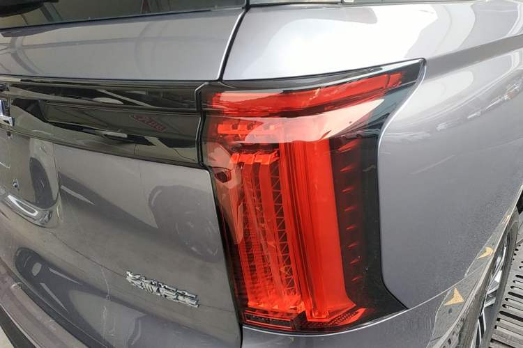 Used Haval H5 2023 2.0T Automatic All-Wheel Drive LinkedIn Gasoline
