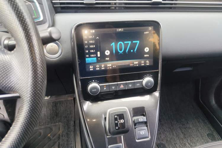 Used ORA iQ 2018 High-Range Version Smart Connectivity Model