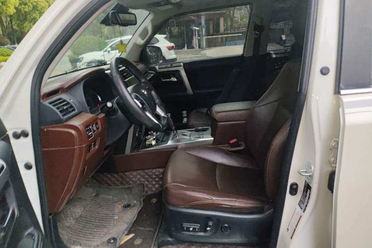 Used Toyota 4Runner 2018 4.0L Parallel Import