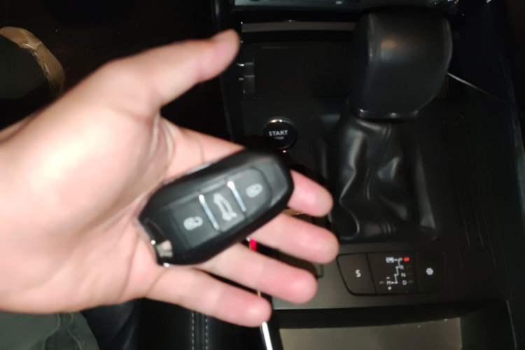 Used Citroen C5 2017 350THP Automatic Luxury Model
