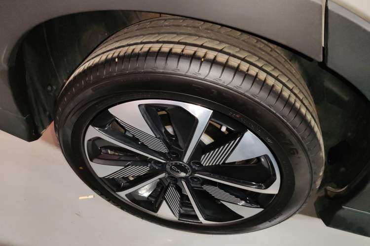 Used BYD Song PLUS New Energy 2025 DM-i 112KM Prestige Model
