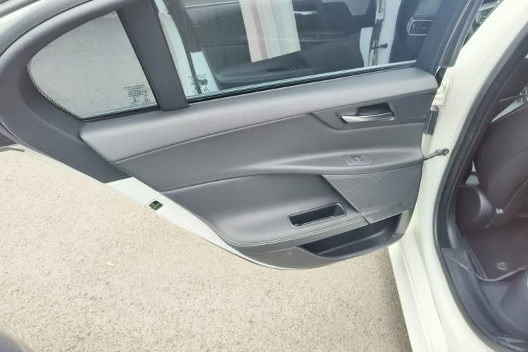 Used Jaguar XE 2015 2.0T 200 PS R-Sport
