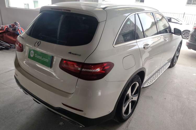 Used Mercedes-Benz GLC 2019 GLC 260 L 4MATIC Dynamic Model Rear Right 45 Deg