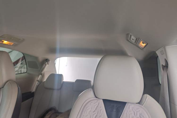 Used Buick GL8 2011 3.0L GT Luxury Business Haoya Edition