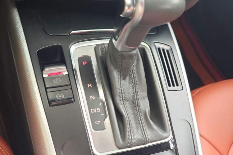 Used Audi A4L 2016 35 TFSI Automatic Standard Model
