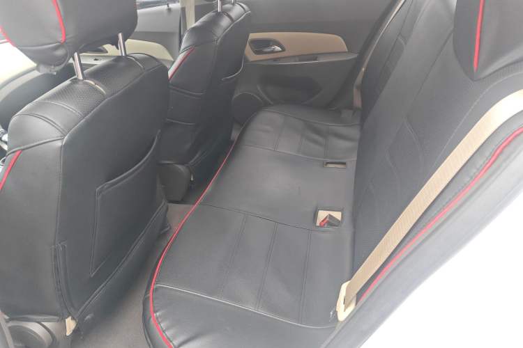 Used Chevrolet Cruze 2015 1.5L Classic SL MT
