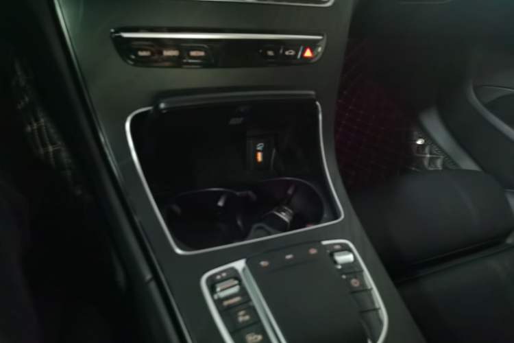 Used Mercedes-Benz C-Class 2021 C 260 L Sport Edition Gear Lever