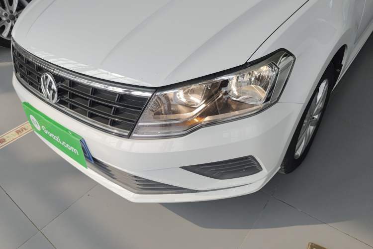 Used Volkswagen Jetta 2019 Dream Edition 1.5L Manual Fashion Version
