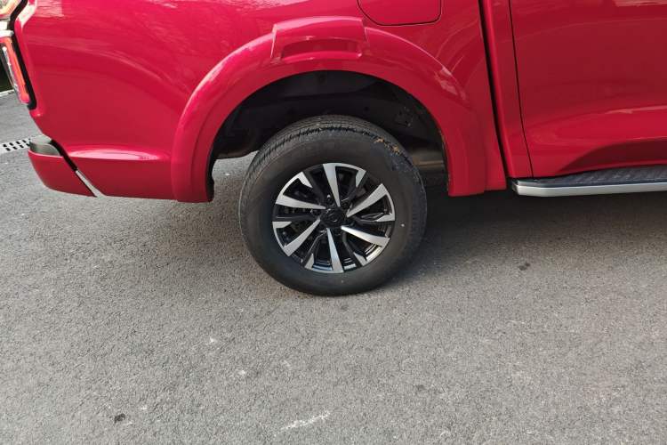 Used Great Wall Poer 2024 2.4T Passenger Version Automatic Diesel 4x4 Comfort Trim