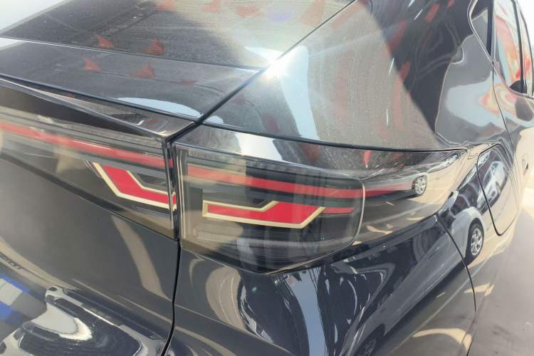 Used Volkswagen ID.UNYX 2024 Pro Long-Range Version