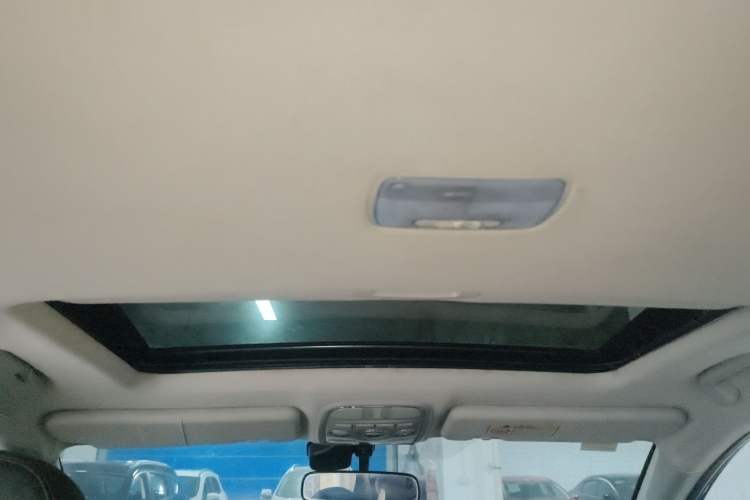 Used Haval H6 2016 Upgraded Model 1.5T Manual Two-Wheel Drive Elite Version Headliner