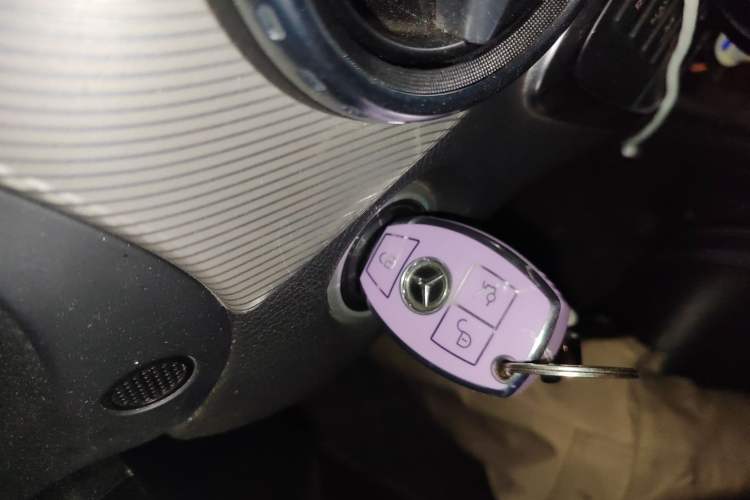 Used Mercedes-Benz GLA 2015 GLA 200 Fashion Model Vehicle Key