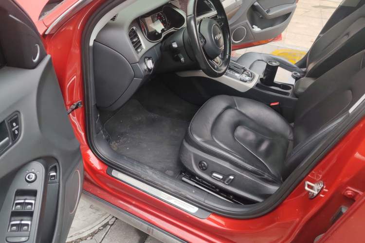 Used Audi A4 (Import) 2014 40 TFSI allroad quattro plus version
