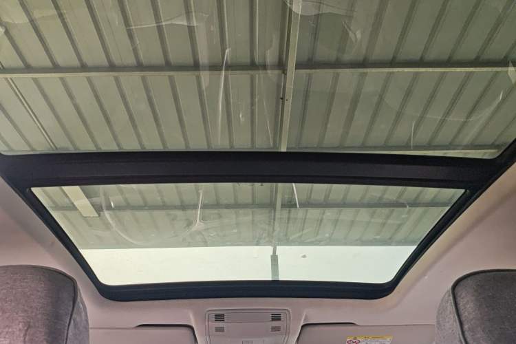 Used Volkswagen T-ROC 2022 280TSI DSG Two-Wheel Drive Elite PLUS Headliner