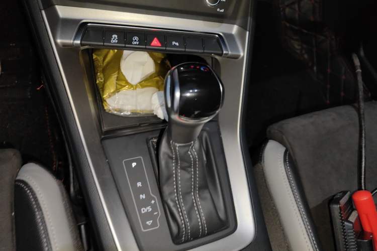 Used Audi Q3 2019 35 TFSI Advanced Dynamic Edition
