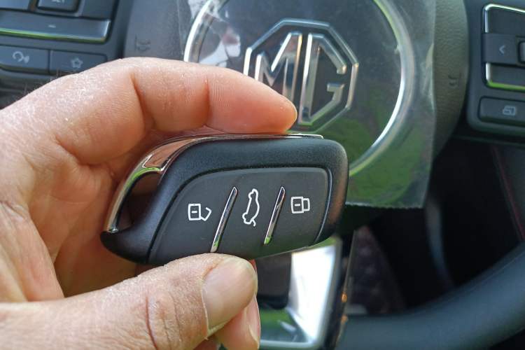 Used MG 5 2025 180 DVVT Global First Edition