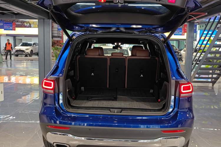 Used Mercedes-Benz GLB 2023 GLB 220 Fashion Model